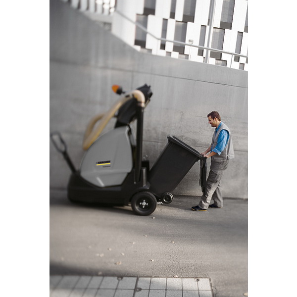 Мусороуборочная машина Karcher IC 15/240 W Adv | 1.183-904.0